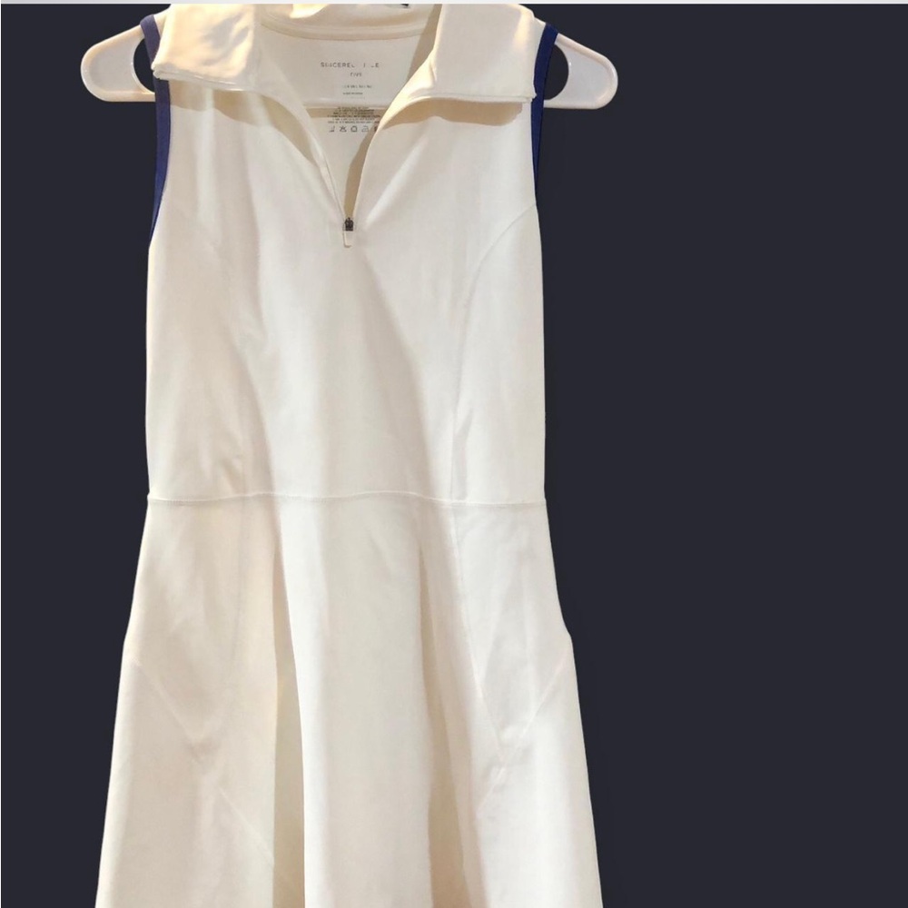 White Sleeveless Zip-Up Dress